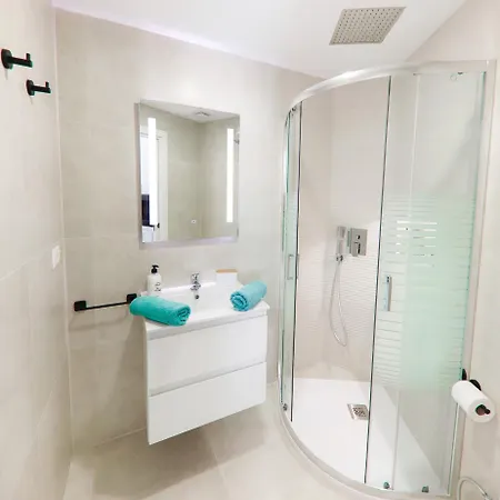 Triplex Tortugas 109 شقة